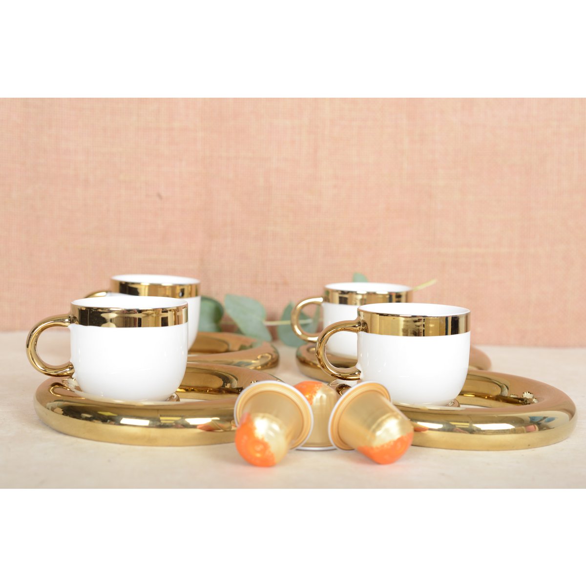 SET AUS 4 GOLDEN CIRCLE KAFFEETASSEN
