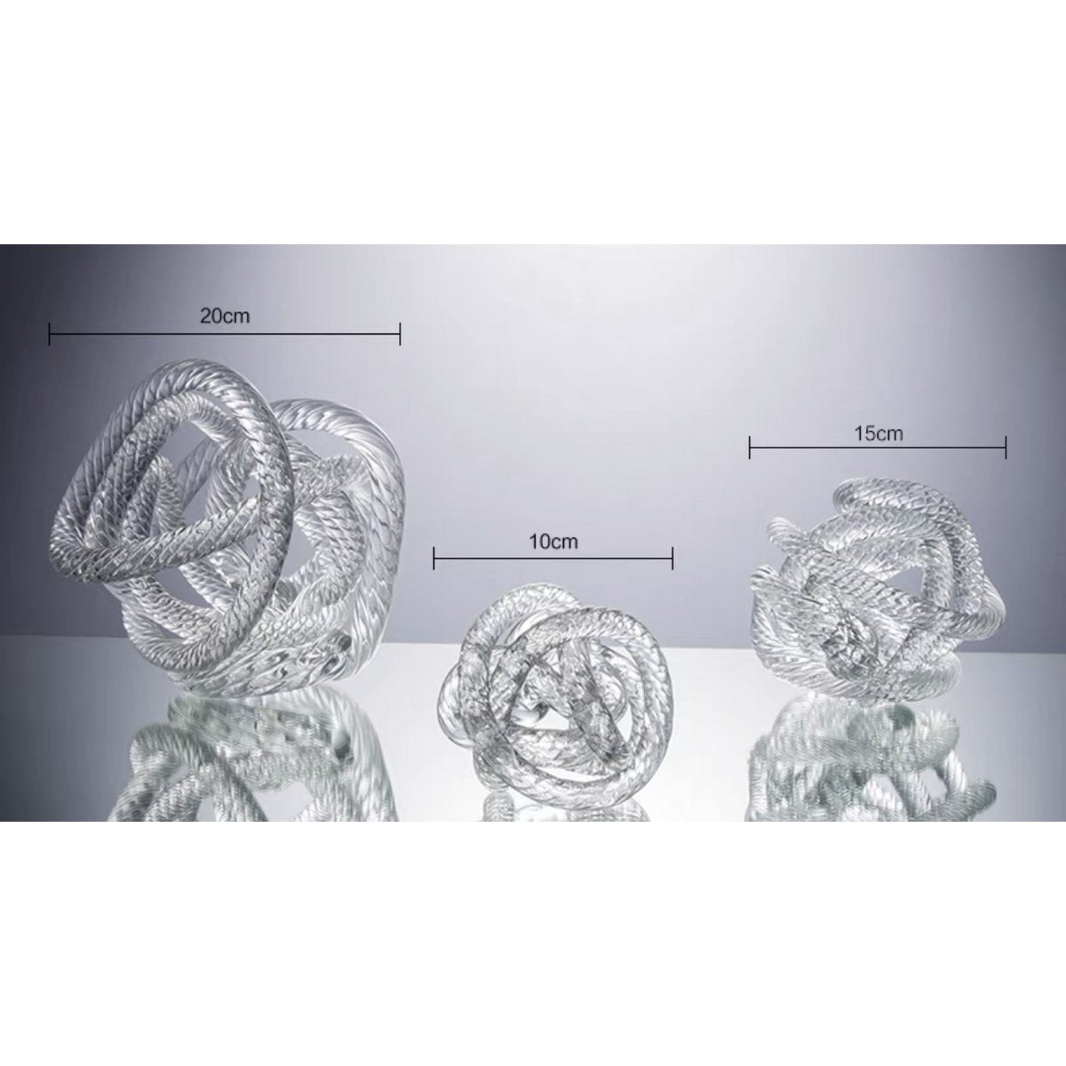Big knotted glass sculpture Diameter 20cm